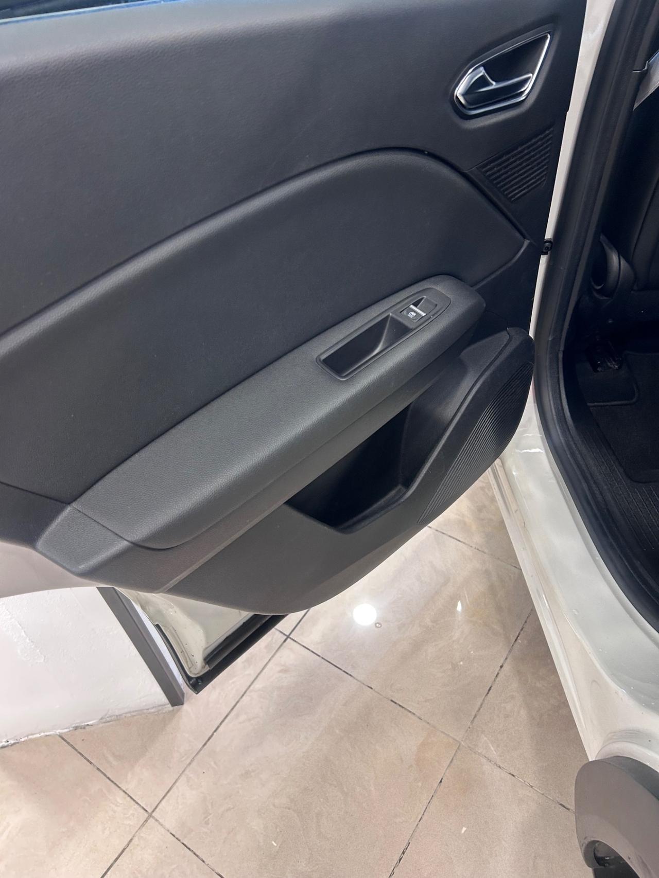 Renault Captur Blue dCi 95 CV Zen