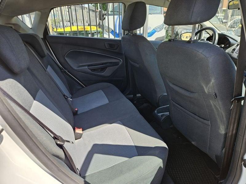 Ford Fiesta Fiesta 5p 1.4 16v Titanium GPL