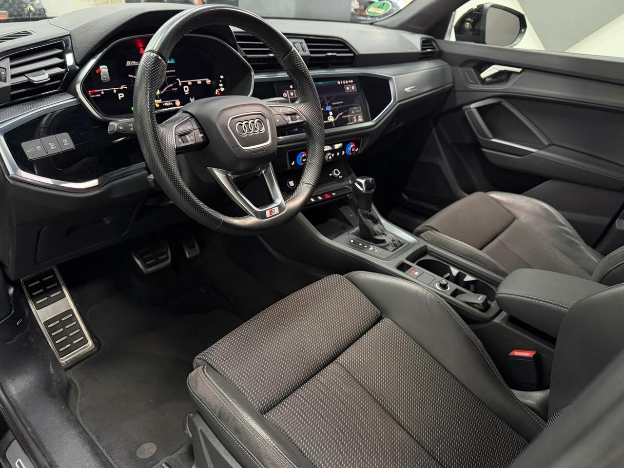 Audi Q3 SUV 35 TDI S tronic S-line