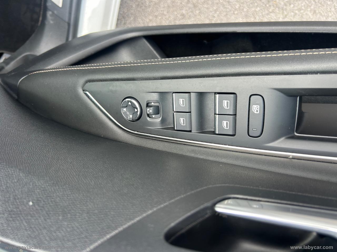 PEUGEOT 3008 BlueHDi 130 S&S EAT8 GT