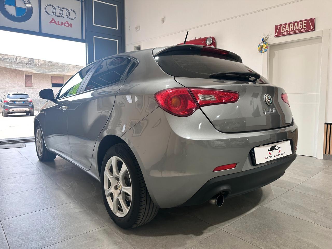 Alfa Romeo Giulietta 1.6 JTDm-2 105 CV Distinctive