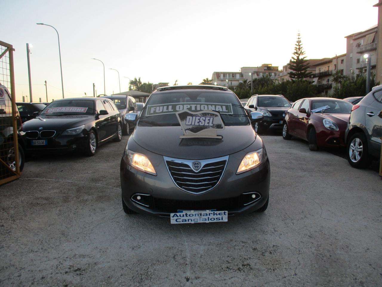 Lancia Ypsilon 1.3 MJT STRAFULL (TETTO APRIBILE)