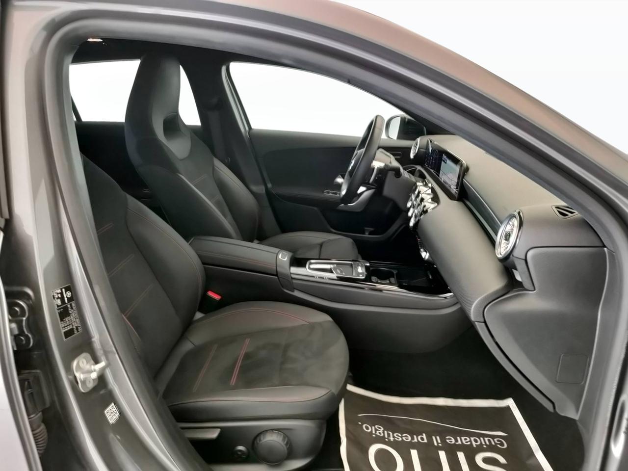 Mercedes-Benz Classe A - W177 2023 - A 180 d AMG Line Advanced Plus auto