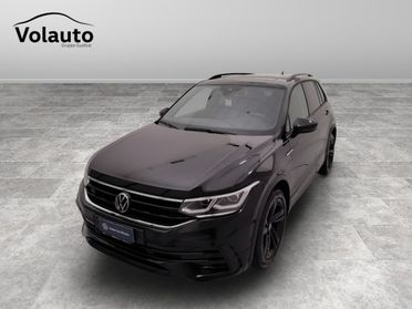 VOLKSWAGEN Tiguan II 2021 - Tiguan 2.0 tsi R-Line 4motion 190cv dsg