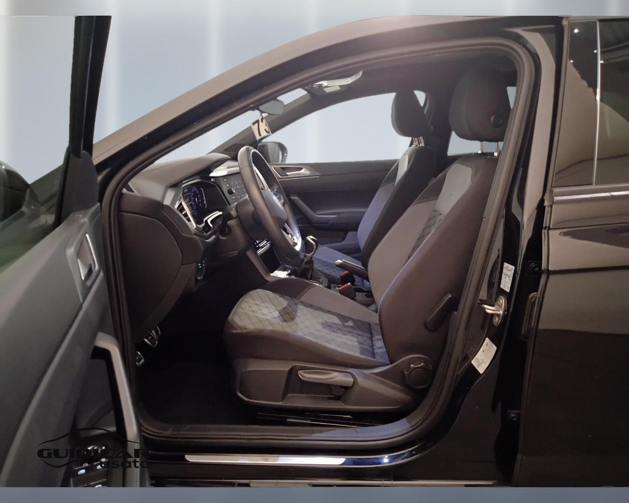 VOLKSWAGEN Taigo - Taigo 1.0 tsi R-Line 110cv