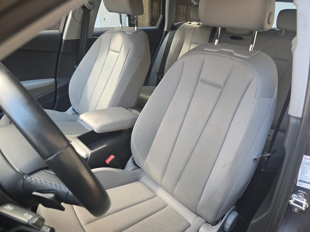 Audi A4 Avant 30 TDI/136 CV S tronic Business Advanced