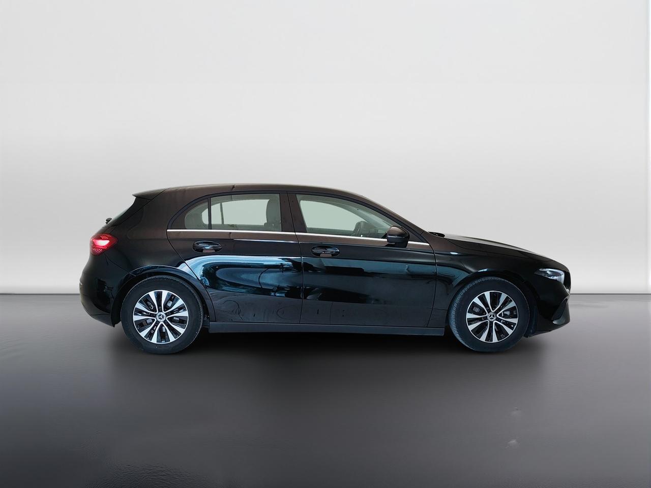 Mercedes-Benz Classe A - W177 2023 - A 180 d Advanced auto