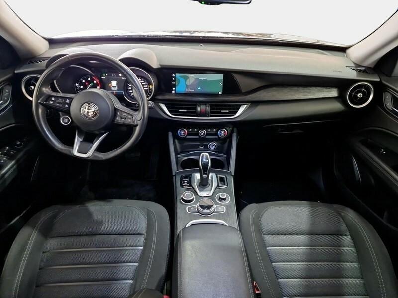 ALFA ROMEO STELVIO 2.2 TURBO DIESEL 190 CV BUSINESS AT8 Q4 SUV