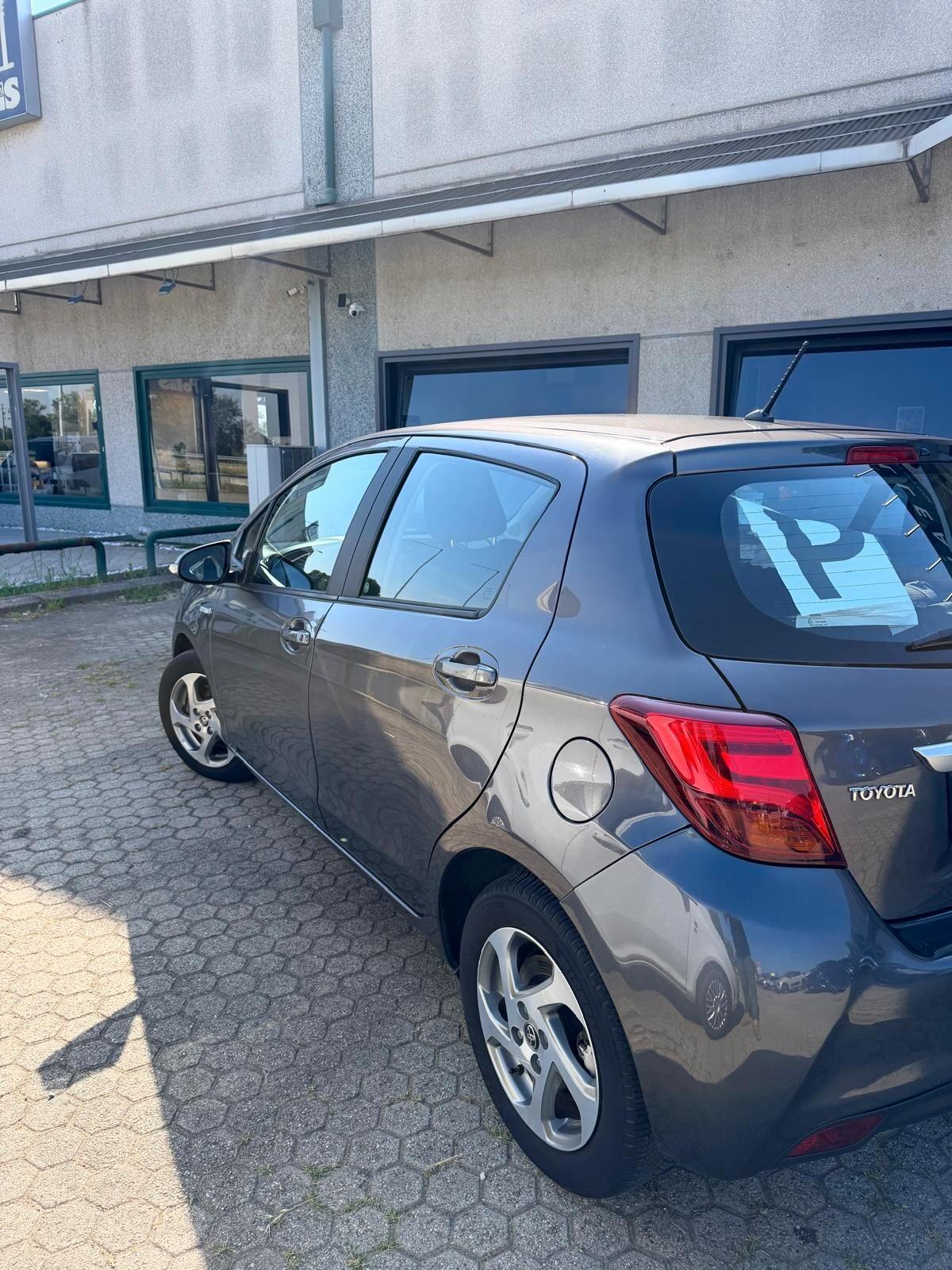 Toyota Yaris 1.5 Hybrid 5 porte Style NEOPATENTATI