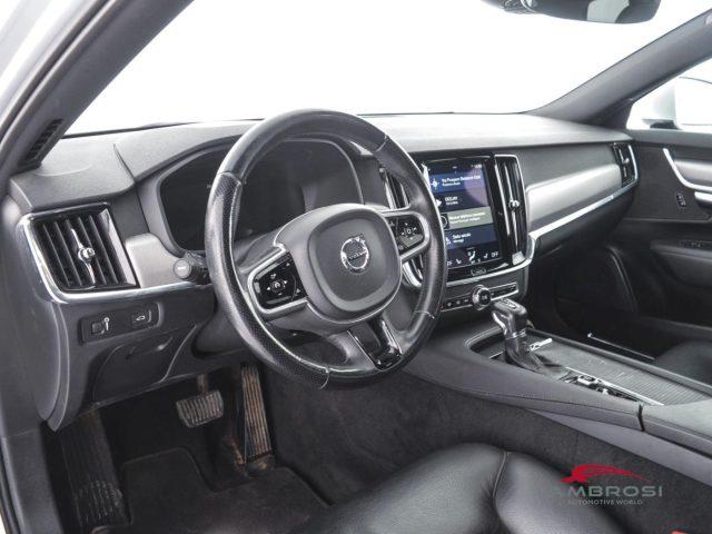 VOLVO V90 D4 AWD Geartronic Momentum - PER OPERATORI DEL SET