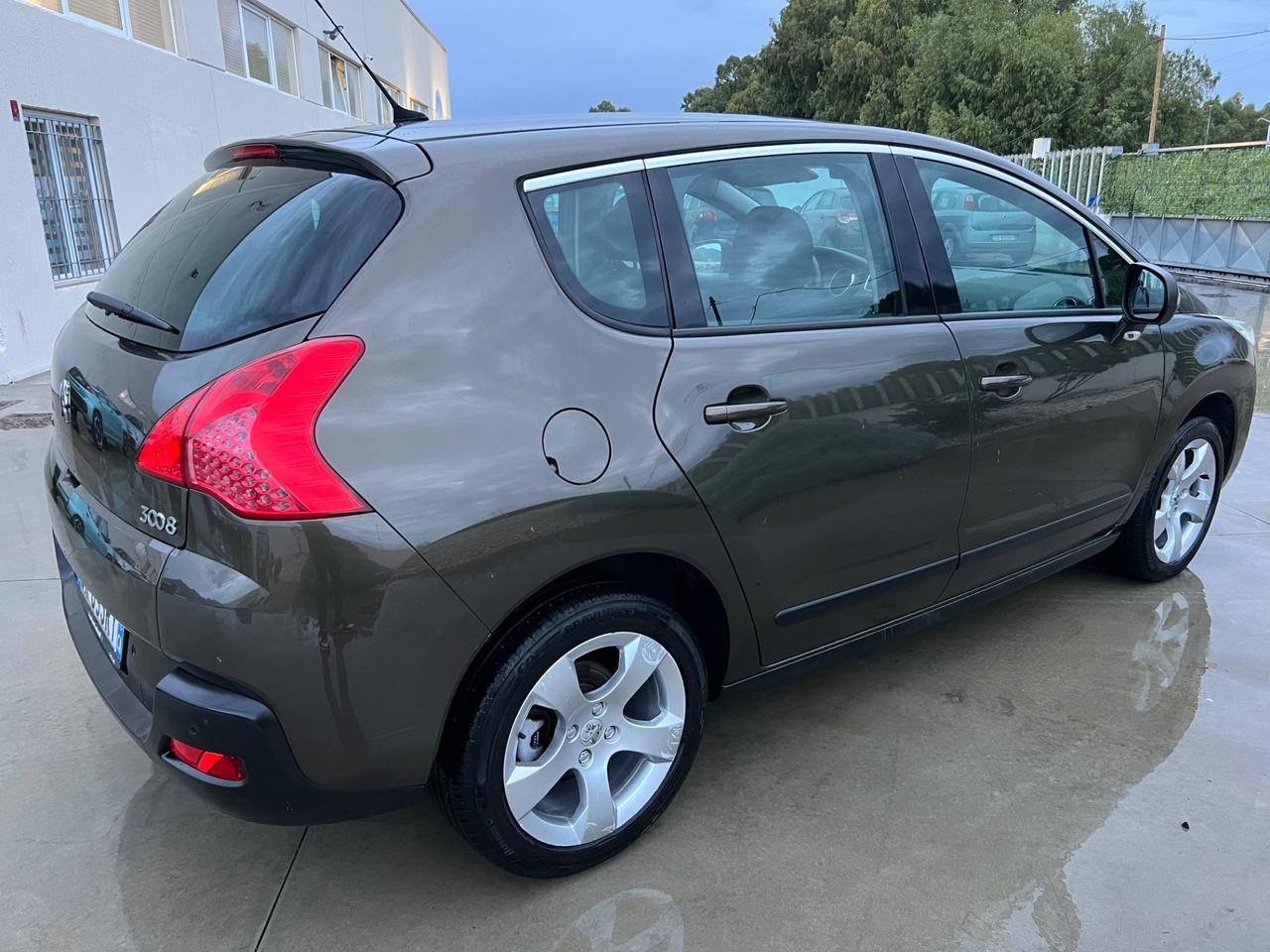 Peugeot 3008 1.6 HDi 110CV Automatica Premium