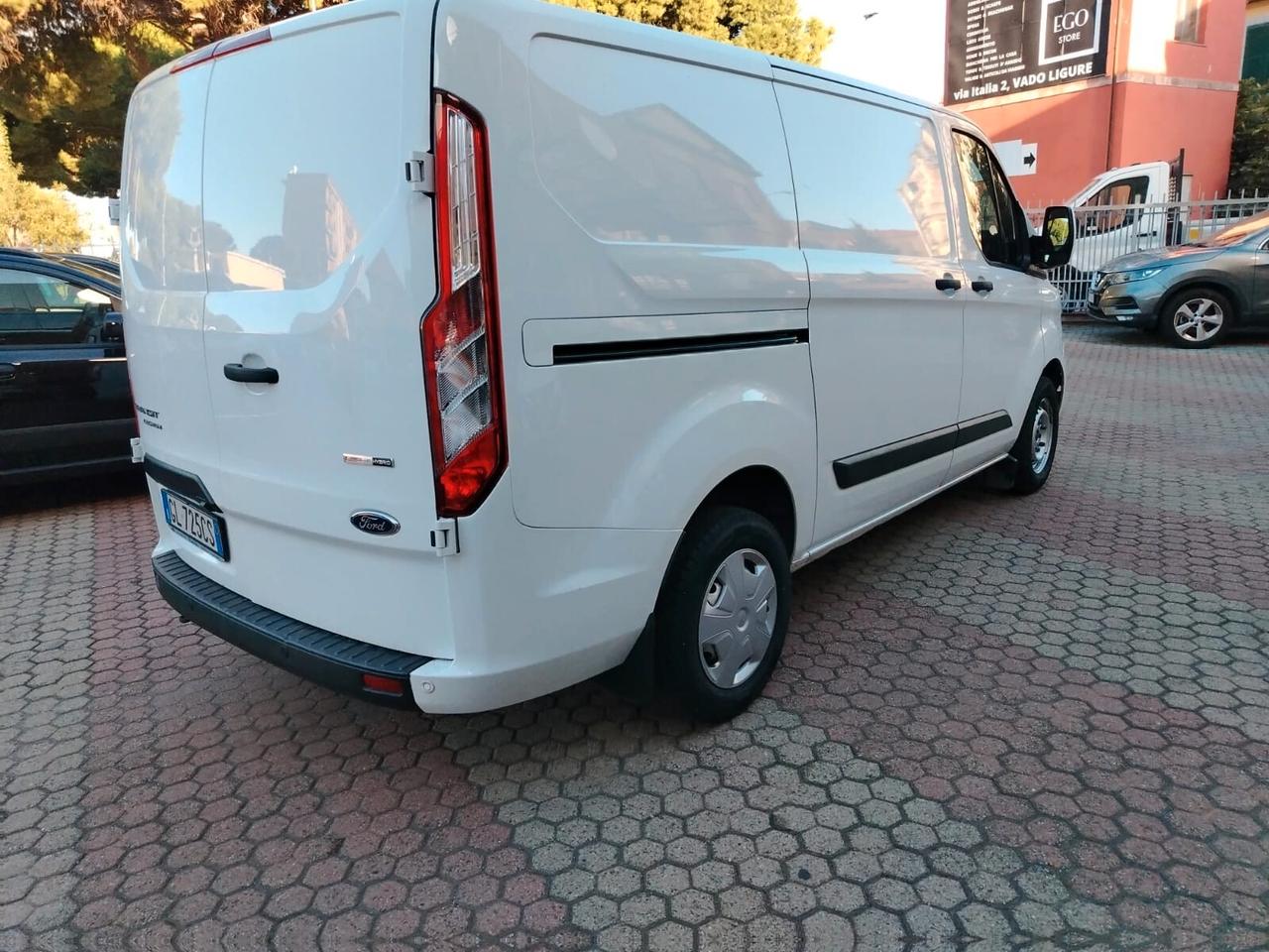 Ford Transit Custom Transit custom van 2.0 td ibrido/diesel