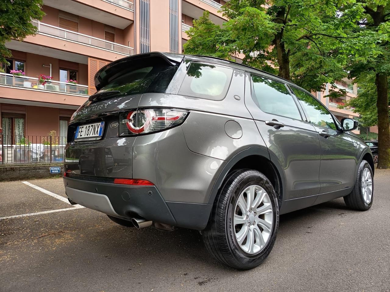 Land Rover Discovery Sport Discovery Sport 2.0 TD4 150 CV Auto Premium Business Edition. 4X4