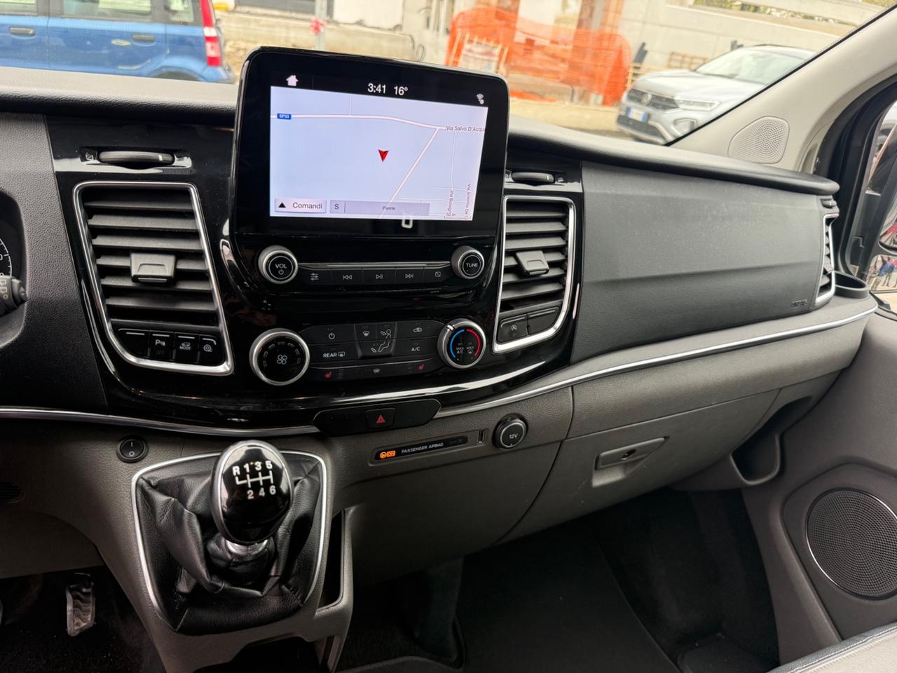 Ford Tourneo Custom 320 2.0 TDCi 185CV PL Titanium X