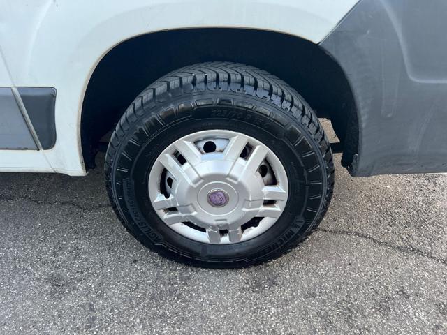 FIAT Ducato 30 2.3 MJT PC-TN Panorama 9 POSTI