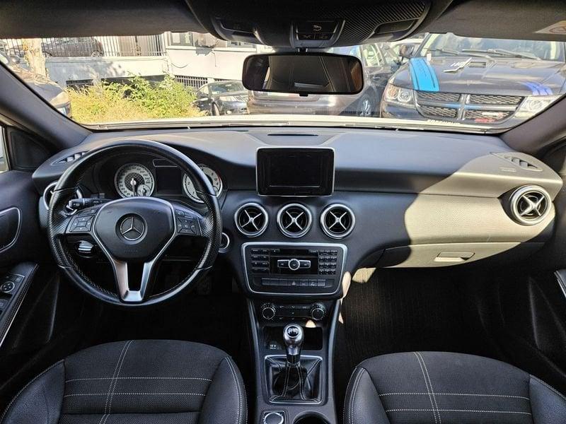 Mercedes-Benz Classe A A 180 cdi Dark Night edition