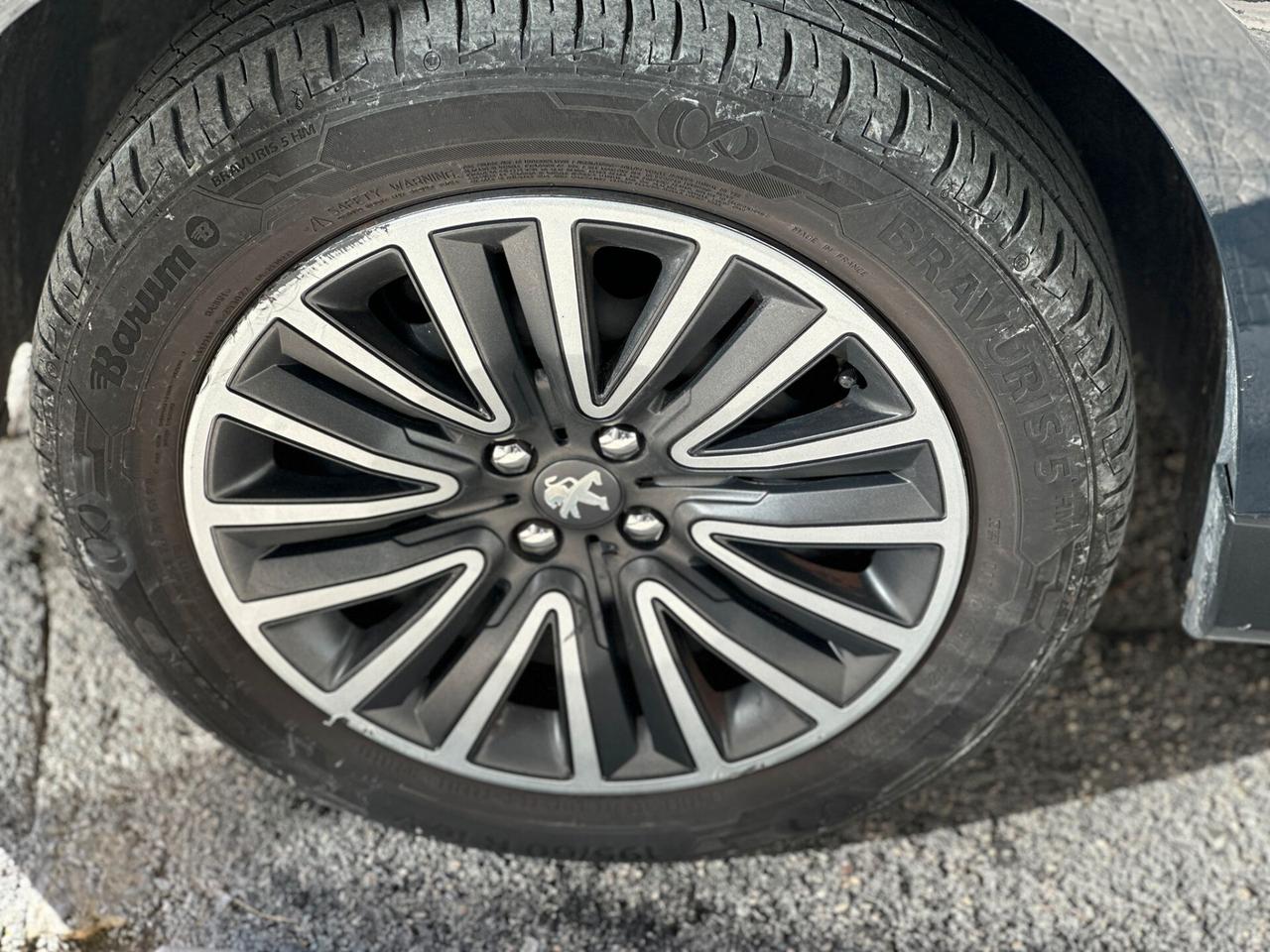 Peugeot 2008 BlueHDi 100CV Active