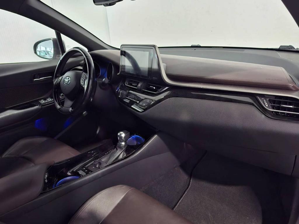 Toyota C-HR 5 Porte 1.8 Hybrid Style 2WD E-CVT