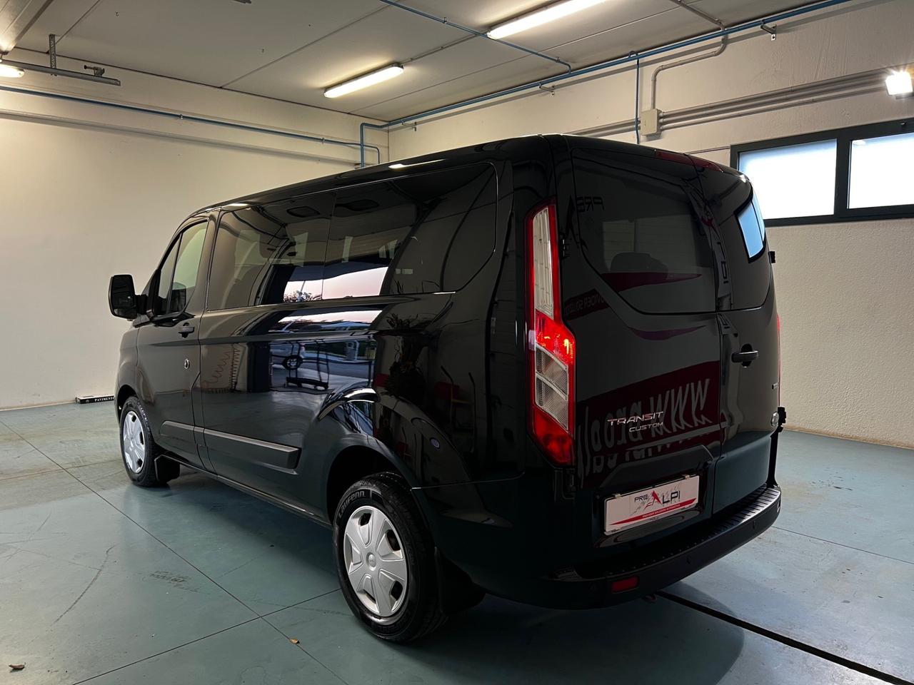 Ford Transit Custom 320 2.0 EcoBlue Hybrid 130 PC Combi Trend