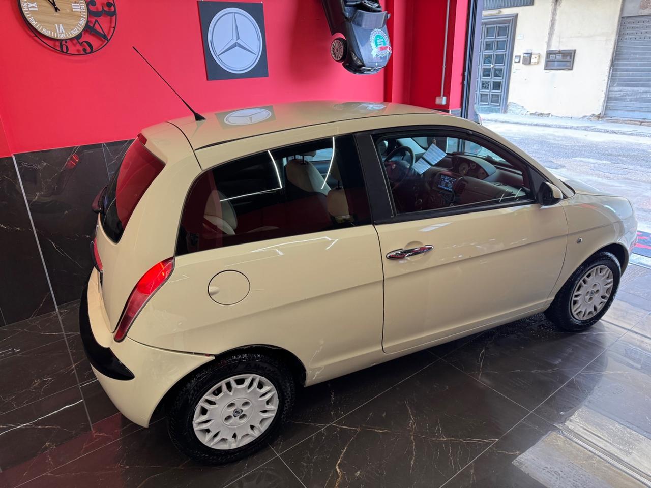 Lancia Ypsilon 1.2 Oro