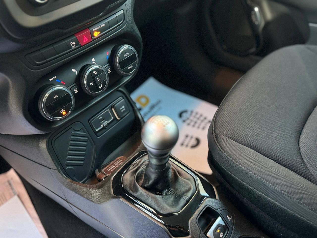 Jeep Renegade 1.6 Mjt 120 CV. Longitude all. NIGHT EAGLE