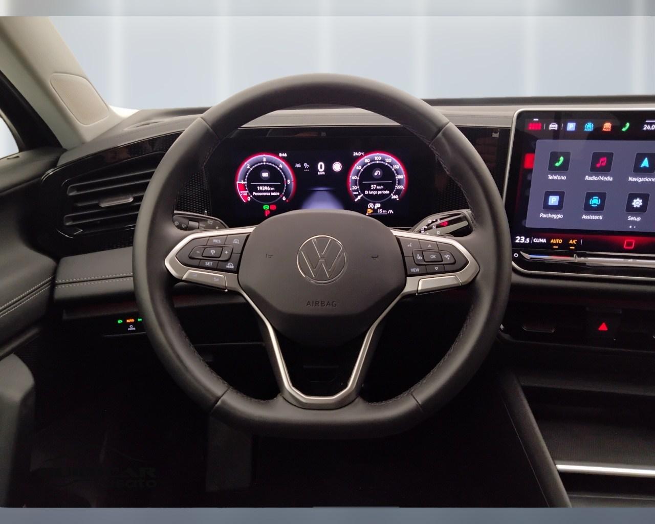 VOLKSWAGEN Tiguan III 2024 - Tiguan 2.0 tdi Life 150cv dsg