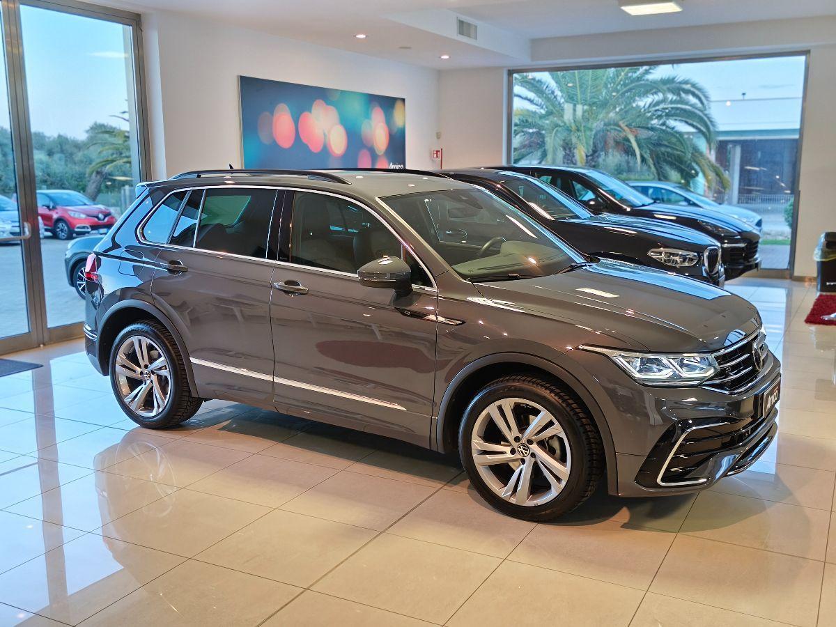 VOLKSWAGEN Tiguan 2.0 TDI DSG 4MOT R-Line Solo 68.000km
