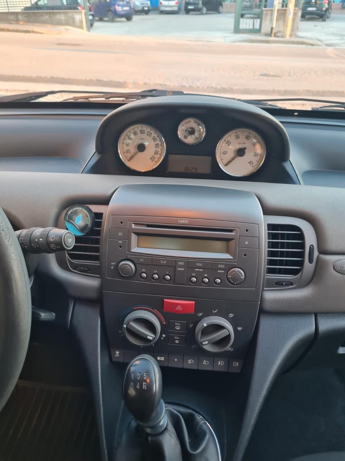 Lancia Ypsilon 1.2