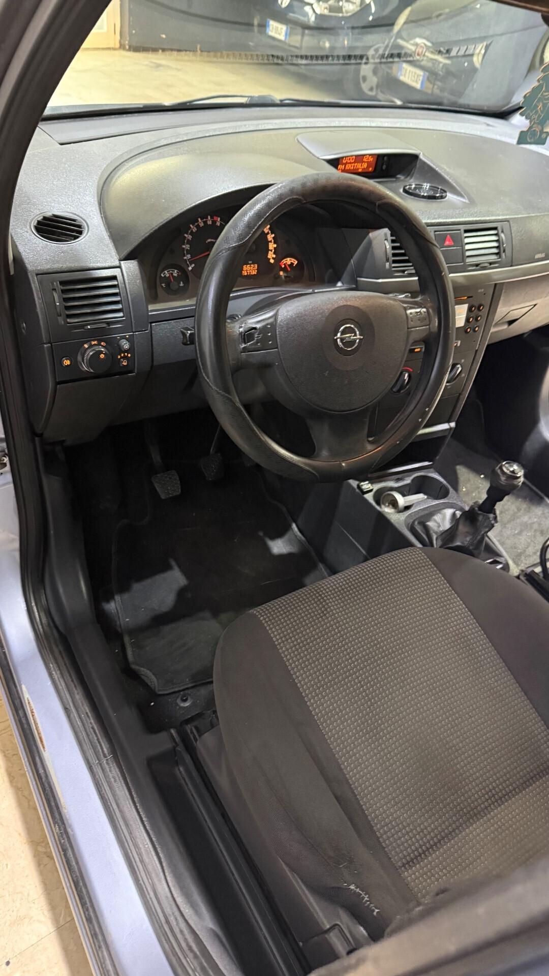 Opel Meriva 1.4 16V GPL-TECH Enjoy