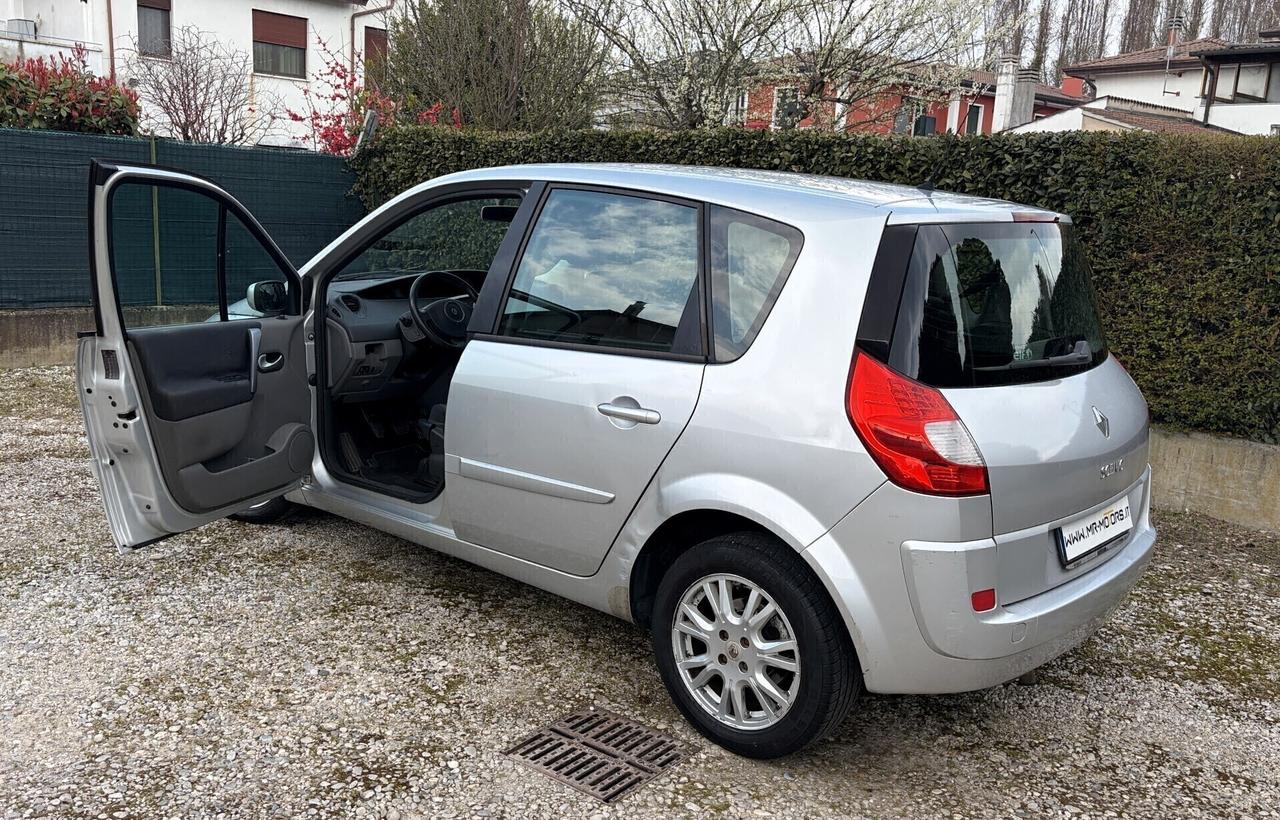 Renault Scenic 1.6 A GPL - BOMBOLA SCADE NEL 2029