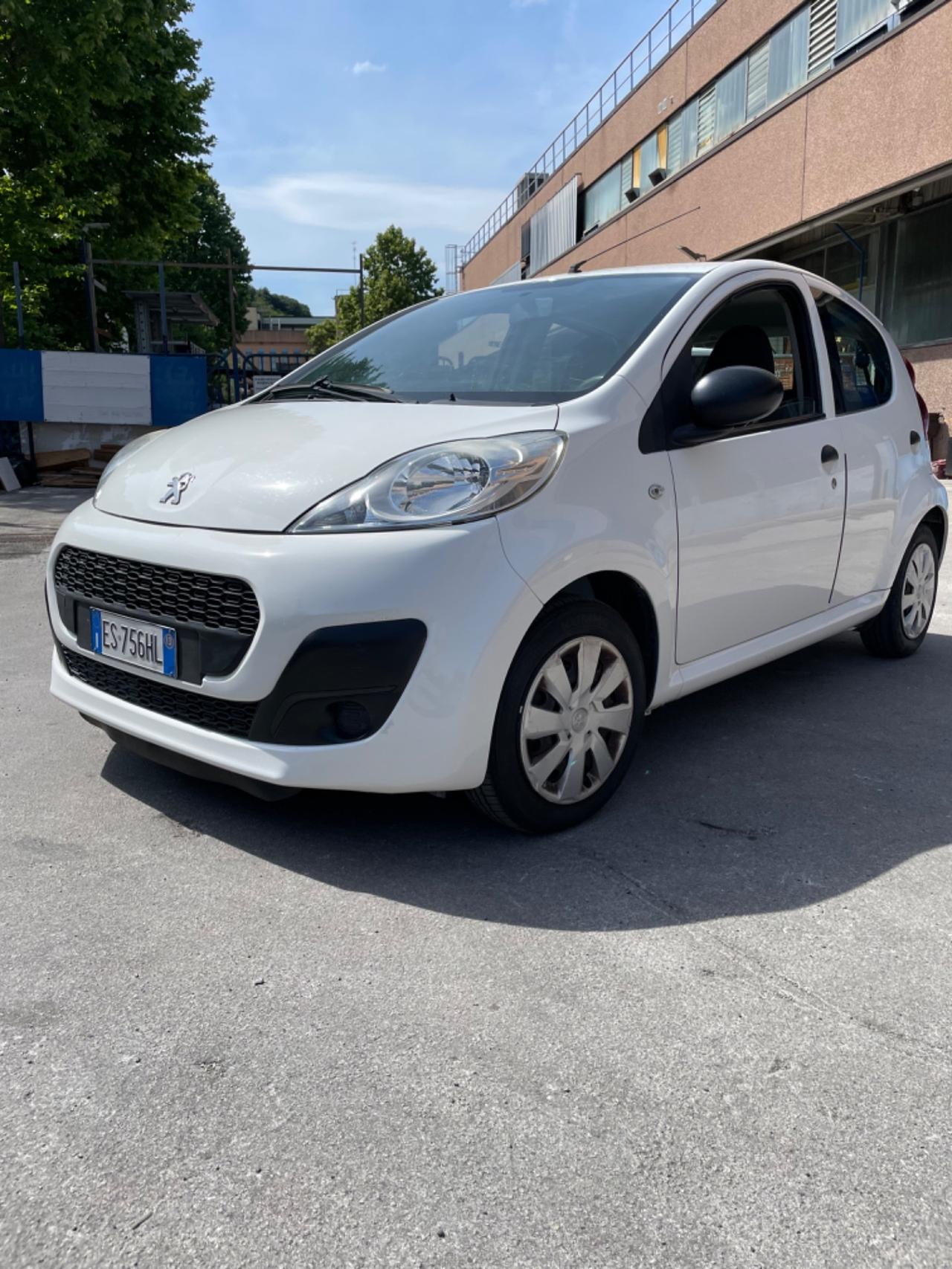 Peugeot 107 1.0 68CV 5p. Active 2Tronic