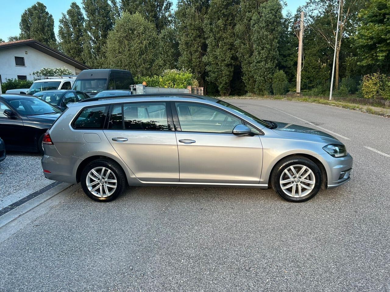 Volkswagen Golf 7.5 Variant 1.6 TDI 115 CV BlueMotion Technology euro 6d