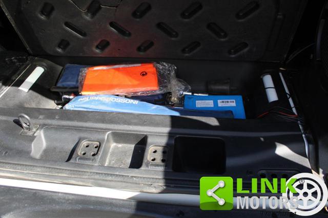 JEEP Wrangler Unlimited 2.8 CRD DPF Sahara Auto