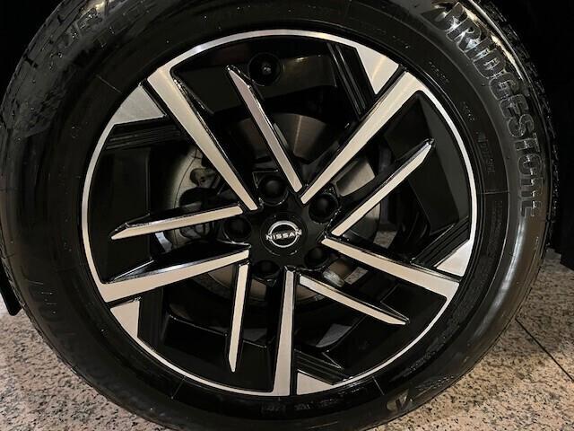 Nissan Juke 1.0 DIG-T 114 CV N-Connecta