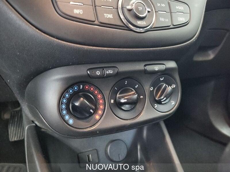 Opel Corsa 1.2 5 porte n-Joy