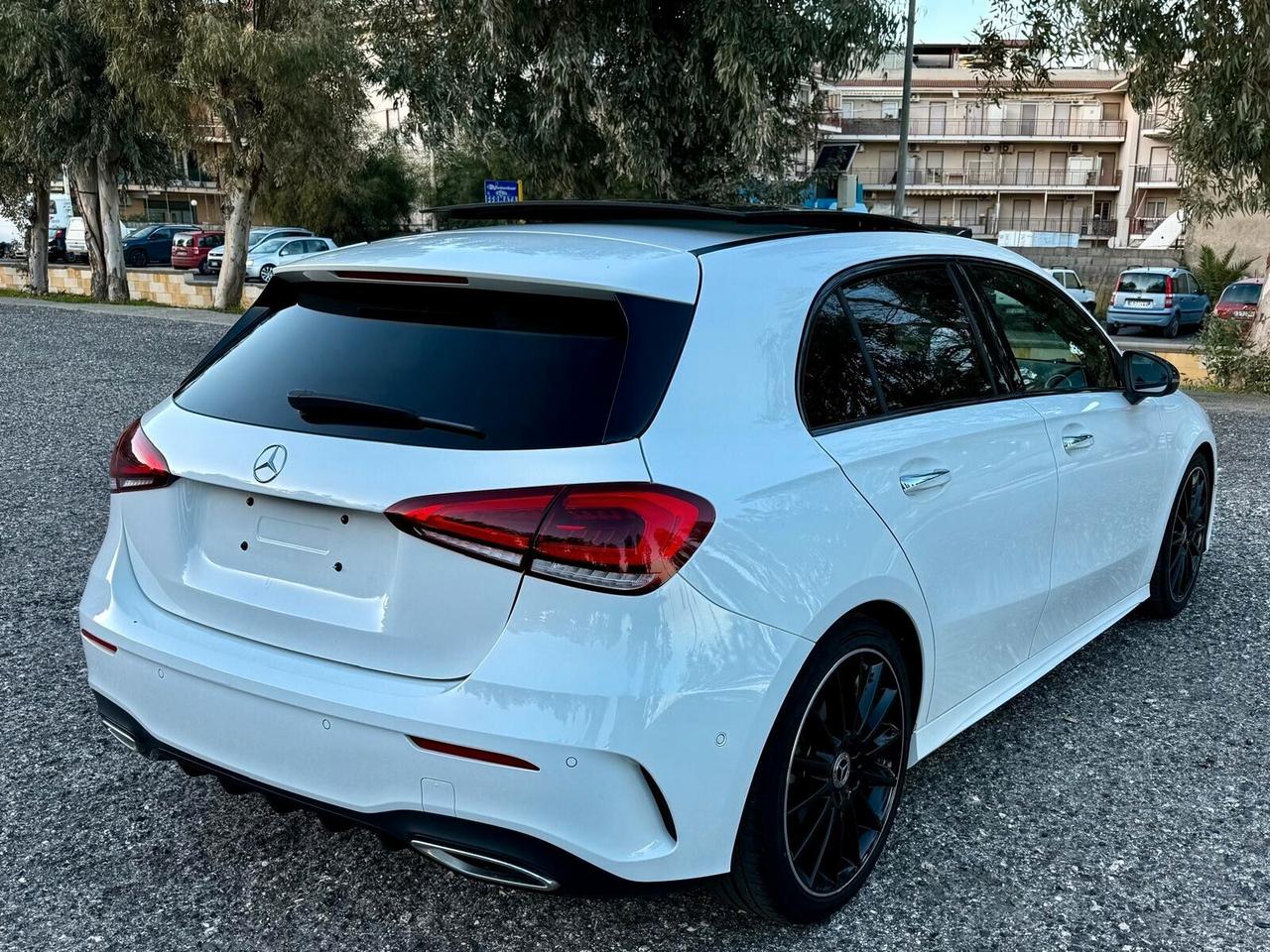 MERCEDES-BENZ A 200 D 150 CV AMG PREMIUM PLUS IVA ESP