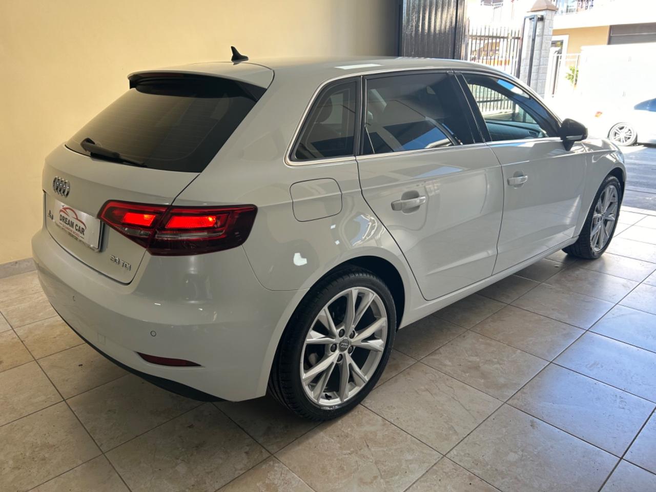 Audi A3 SPB 30 TDI S tronic Sport BIXENO NAVI LED