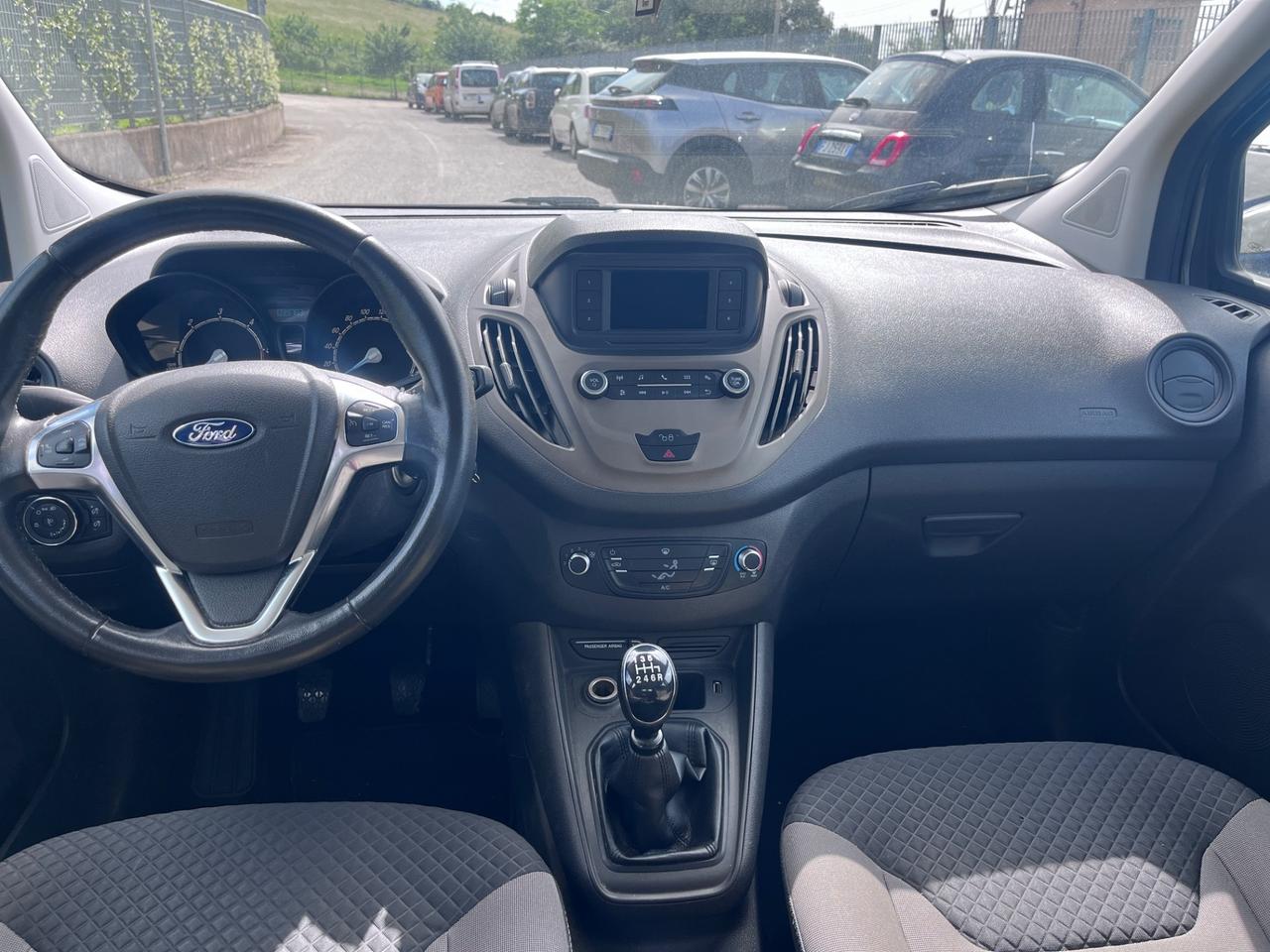 Ford Tourneo Courier 1.5 TDCI 100 CV Sport