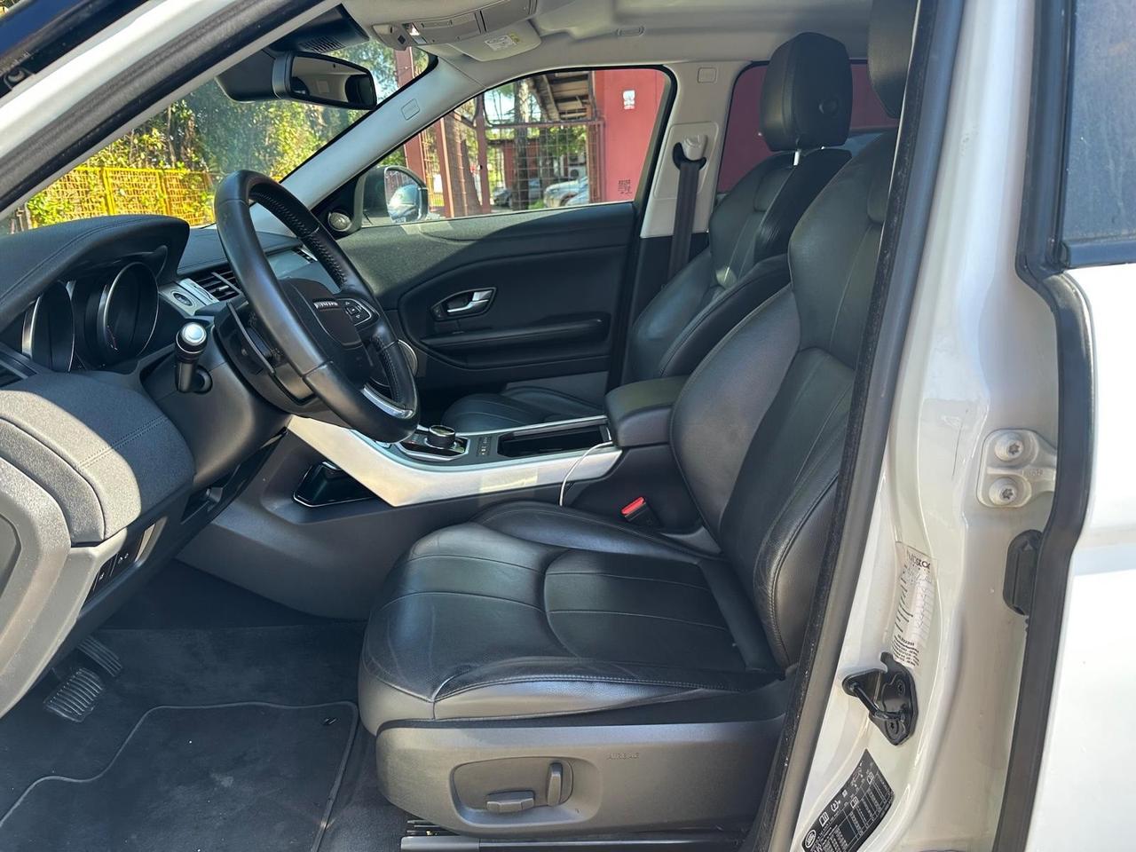 Land Rover Range Evoque 2.0 eD4 5p. SE Dynamic