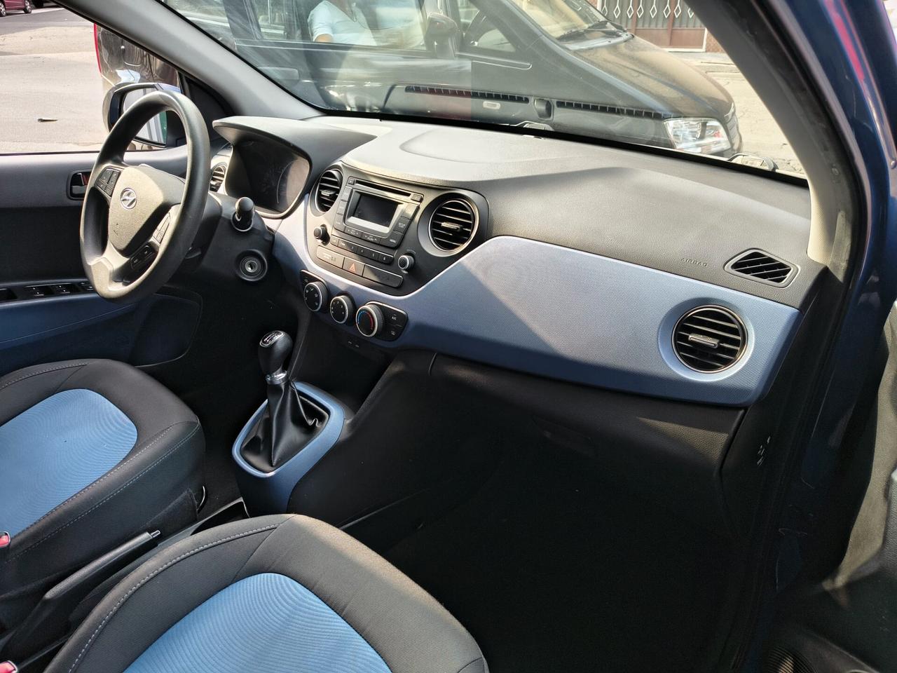 Hyundai i10 1.0 MPI Sound Edition - 2016