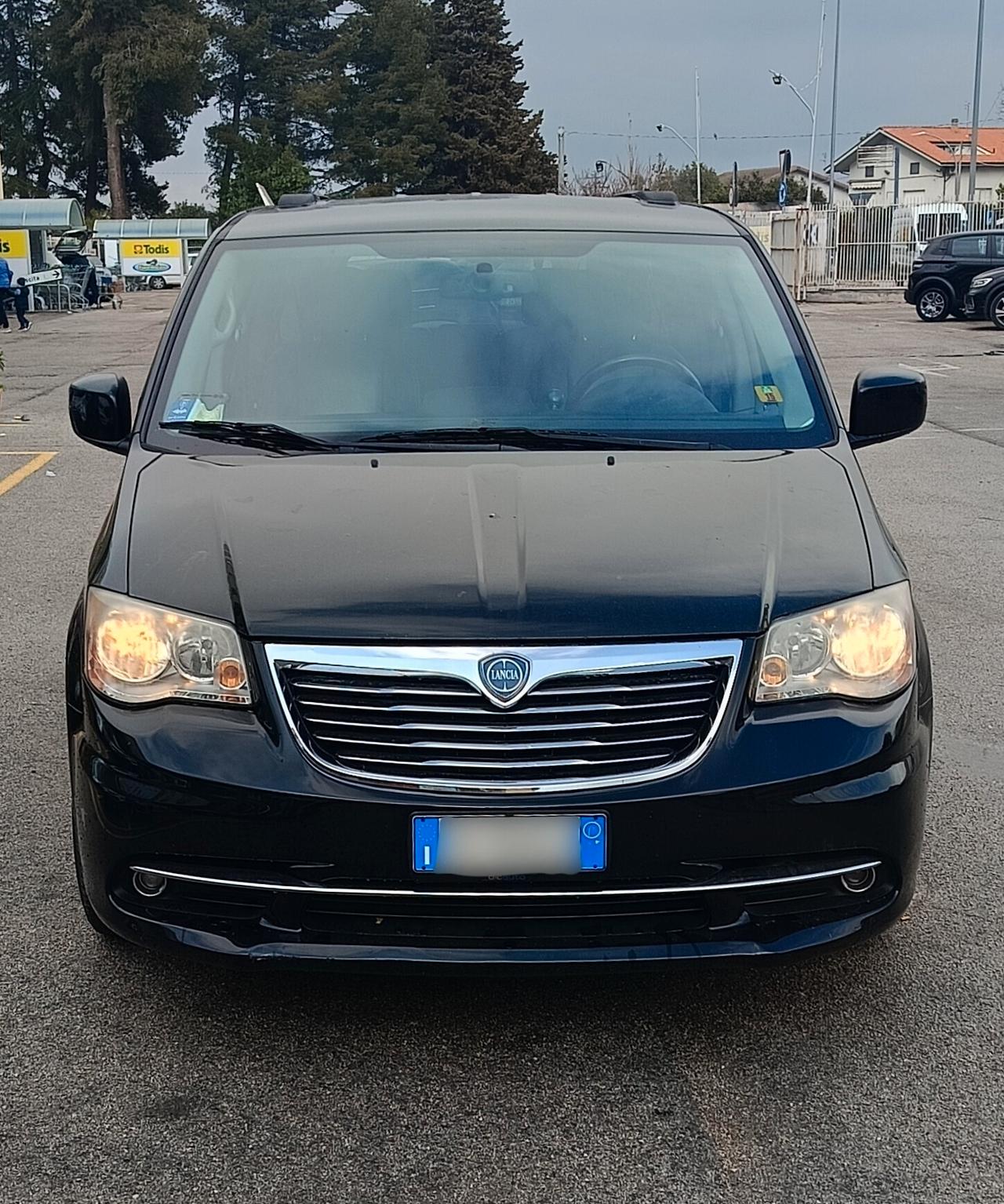 Lancia Voyager 2.8 Turbodiesel Platinum 163 CV