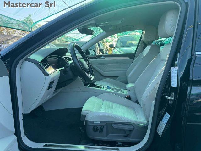 VOLKSWAGEN Passat Variant 2.0 TDI Executive 4motion 200cv DSG - GE693CC