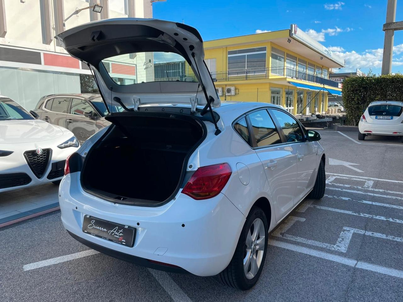 Opel Astra 1.7 CDTI 110CV 5 porte Elective