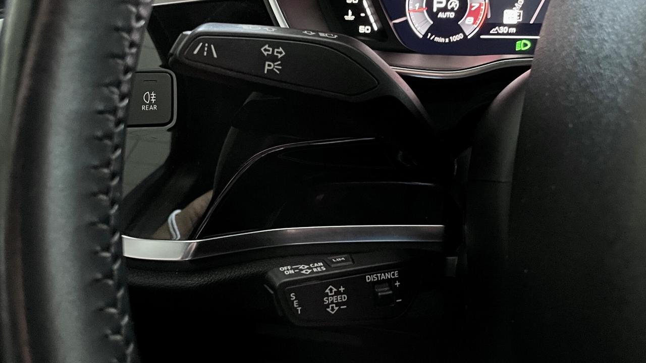 AUDI Q3 QUATTRO 40 2.0 S-LINE S-TRONIC TFSI 190 CV - VIRTUAL COCKPIT, TETTO, PACCHETTO LUCI