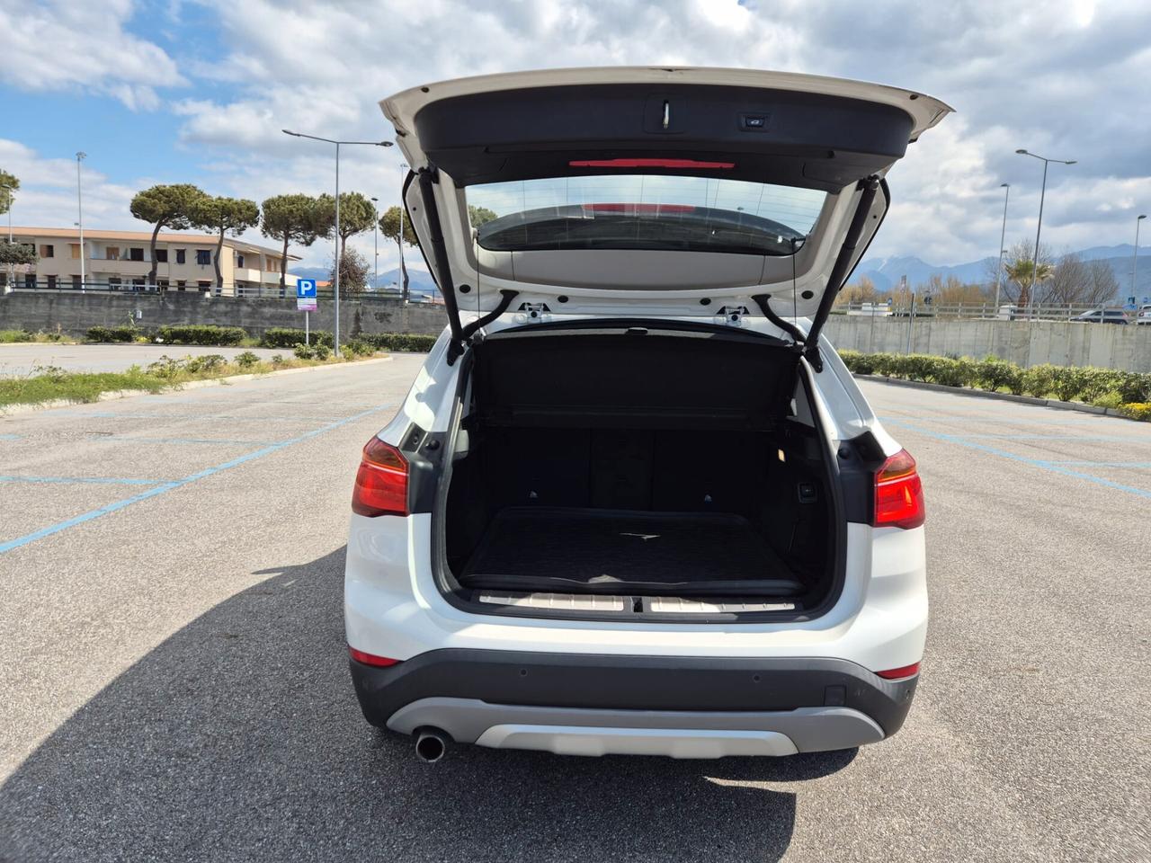 Bmw X1 sDrive18d xLine