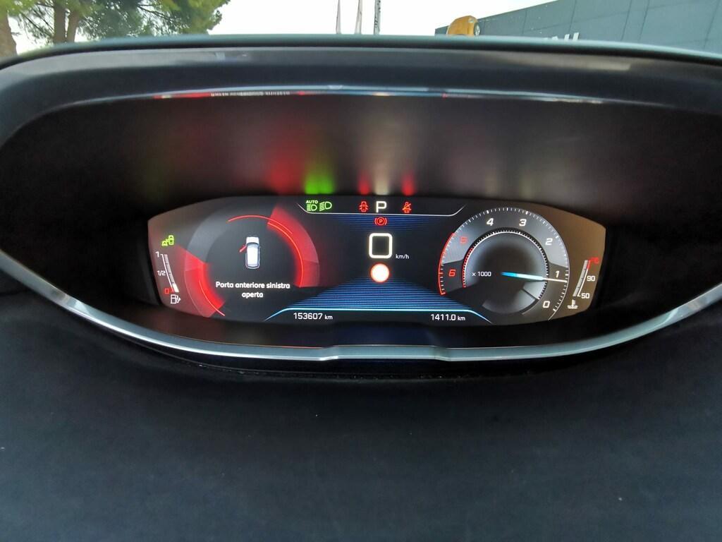 Peugeot 3008 1.6 BlueHDi Allure EAT