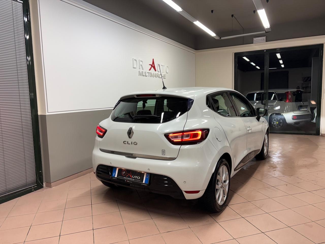 Renault Clio dCi 8V 90 CV 5 porte Duel2 FARI MATRIX LED