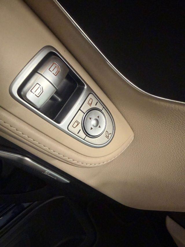 MERCEDES-BENZ V 300 d 4Matic Premium Long /TETTO PAN/GANCIO//BURMESTER