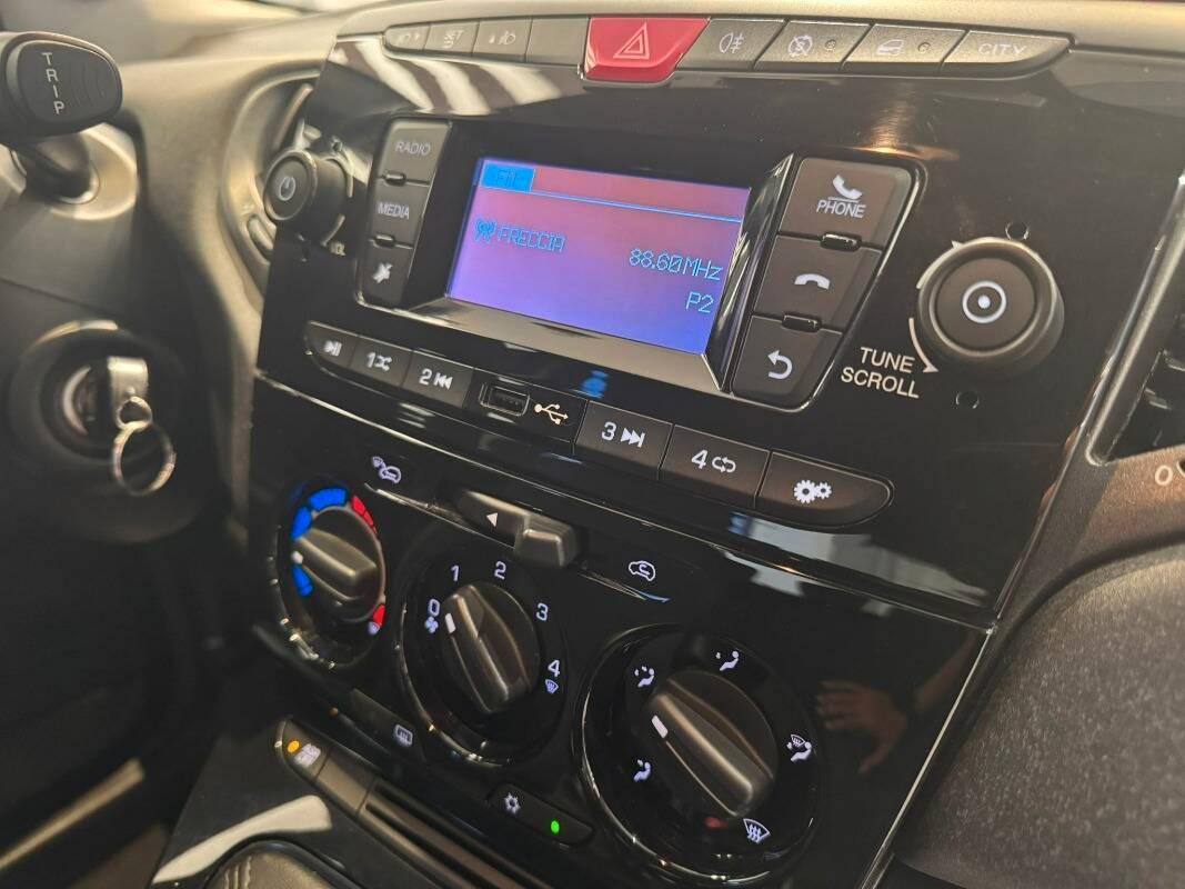 Lancia Ypsilon III 1.0 firefly hybrid Silver s&s 70cv