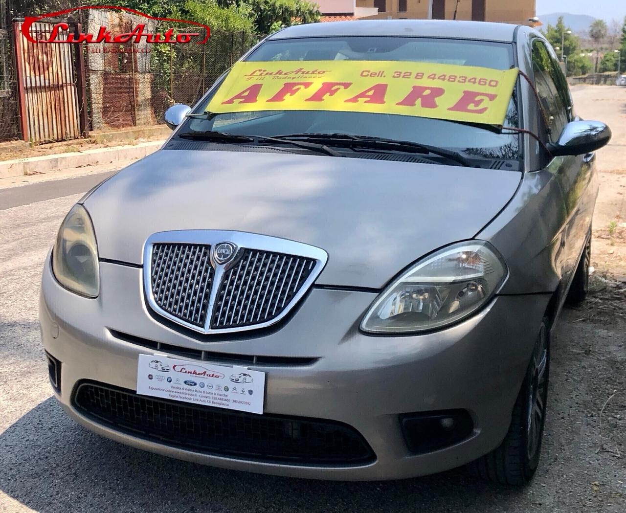 Lancia Ypsilon 1.3 MULTIJET 90 CV Sport MomoDesign